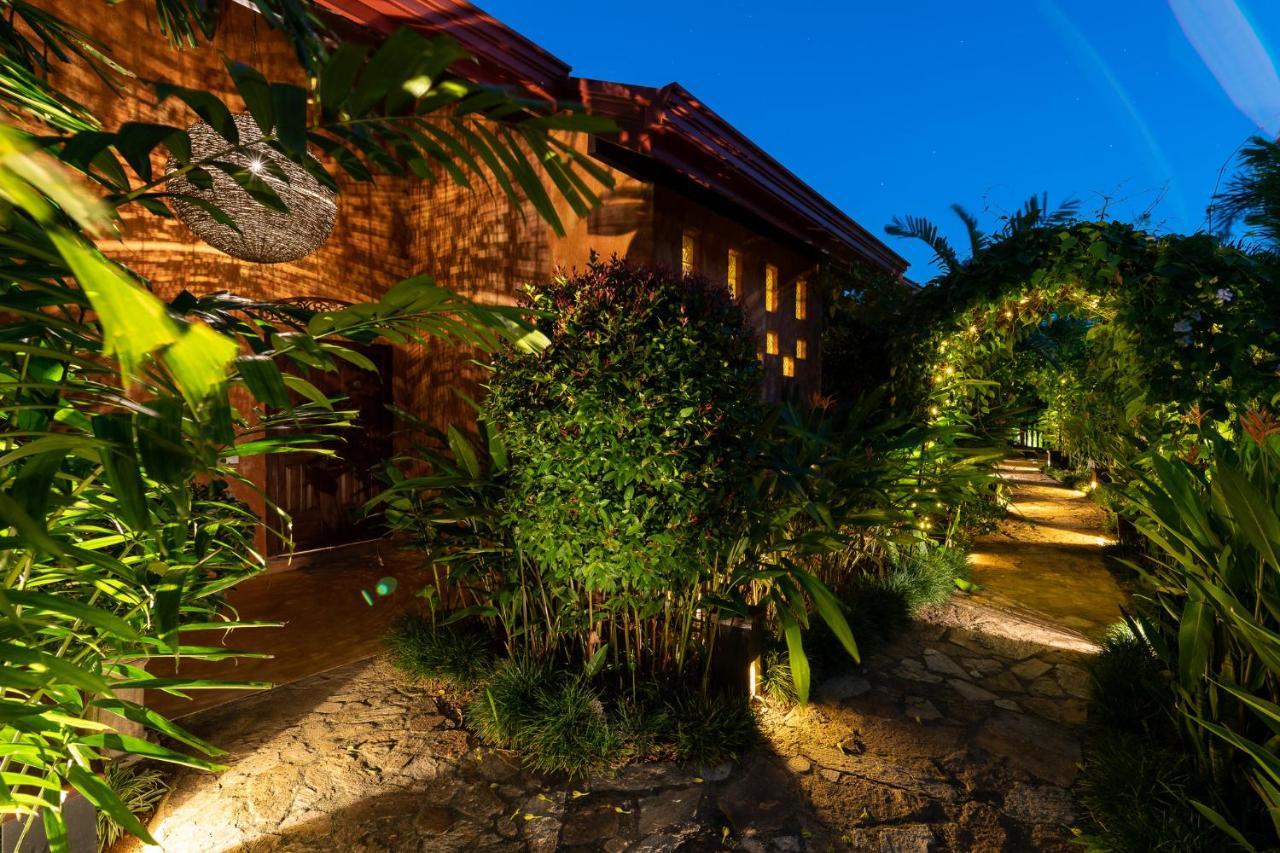 D Canal House Mirissa Exterior photo
